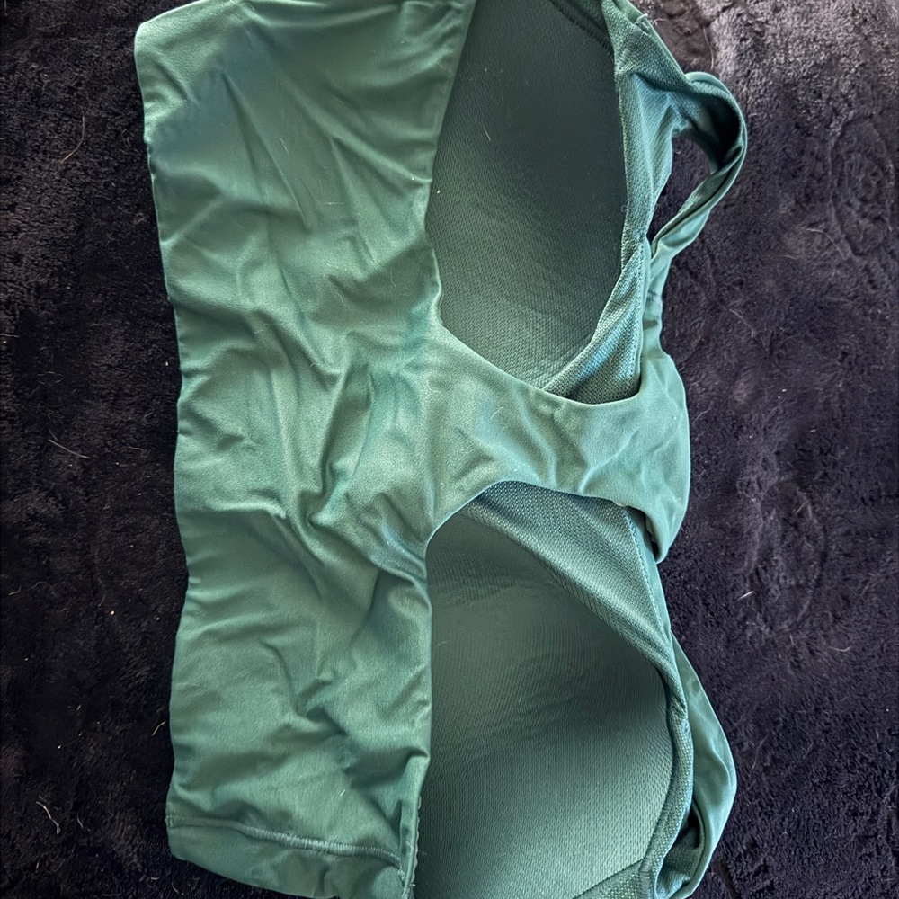 Bundle of Four Victorias Secret Sports Bras - Picture 3 of 9